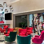 Hotel T62